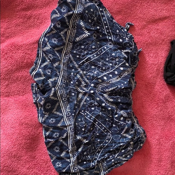 Abercrombie & Fitch blue shorts - Picture 2 of 2